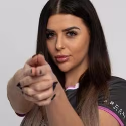 Angieee image