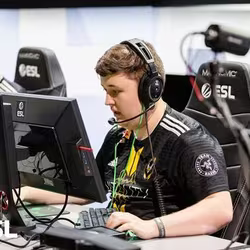ZywOo image